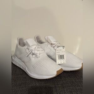 Brand New Adidas Swift Run Men’s Size 8 Shoes